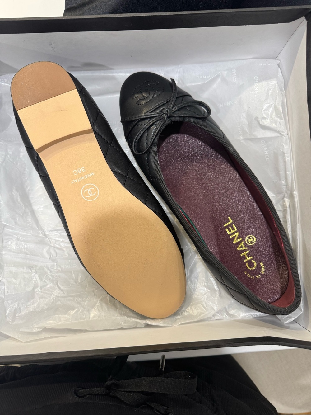 CHANEL Black Quilted Leather Ballet Flats with Burgundy Insole - Picture 2 of 8
